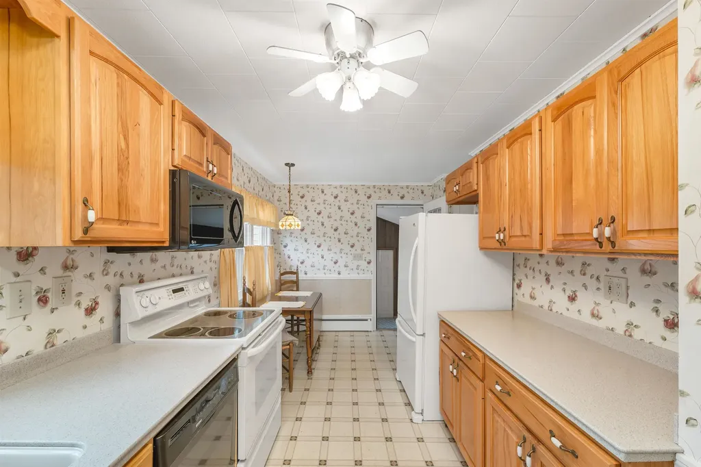 37 Beaton Street Franklin NH 03235