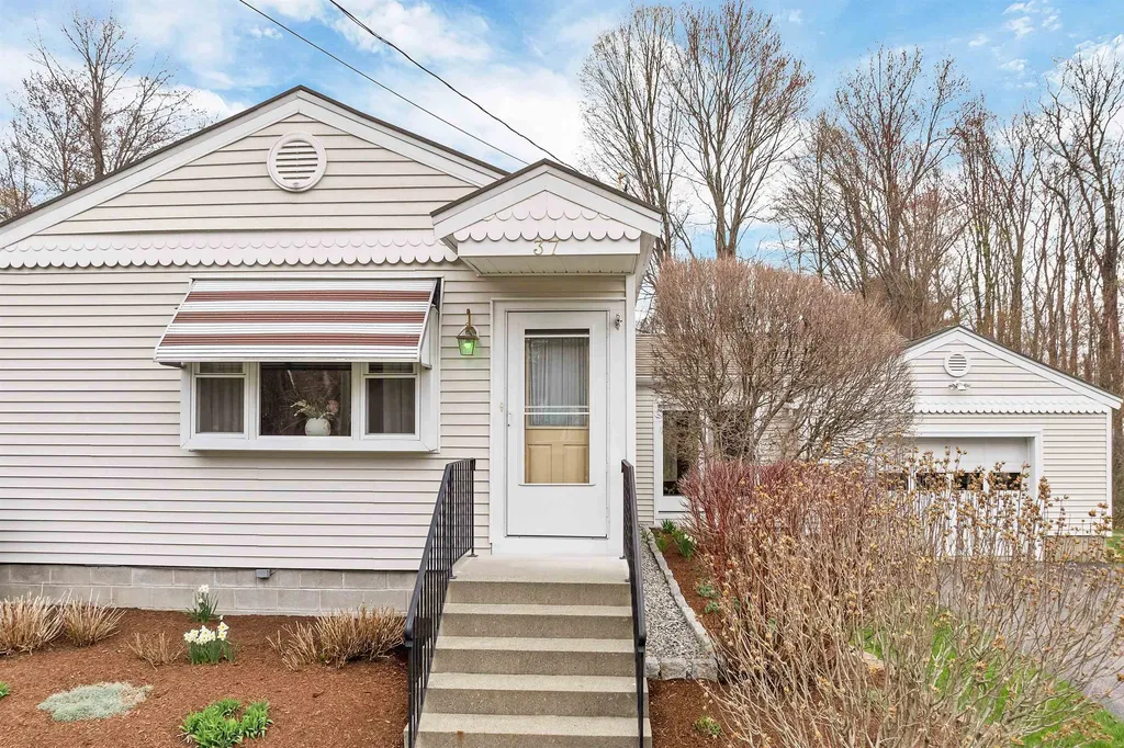 37 Beaton Street Franklin NH 03235