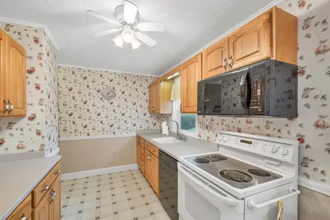 37 Beaton Street Franklin NH 03235