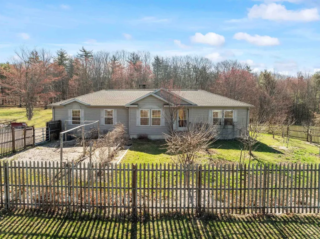 101 Will Smith Road Pittsfield NH 03263