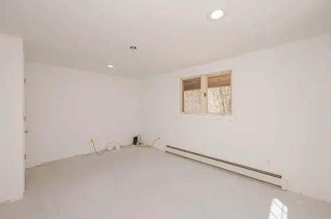 4 Deer Lane New Durham NH 03855