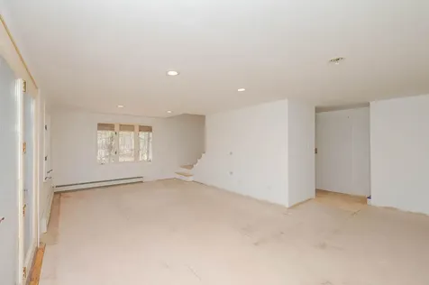 4 Deer Lane New Durham NH 03855