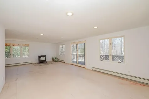 4 Deer Lane New Durham NH 03855