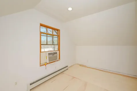 4 Deer Lane New Durham NH 03855
