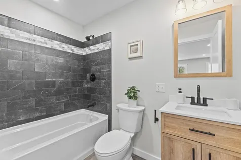 148 Texas Hill Circle Huntington VT 05462