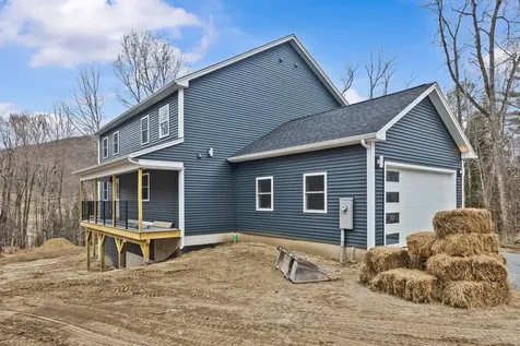 148 Texas Hill Circle Huntington VT 05462