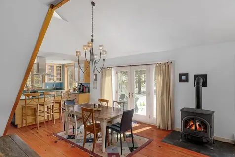 2275 West Hill Road Warren VT 05674