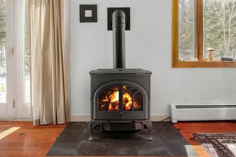 2275 West Hill Road Warren VT 05674