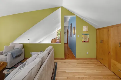 2275 West Hill Road Warren VT 05674