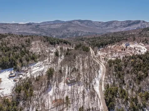 2275 West Hill Road Warren VT 05674