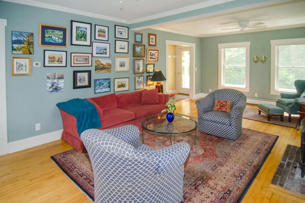 353 Mount Vernon Street Newport City VT 05855