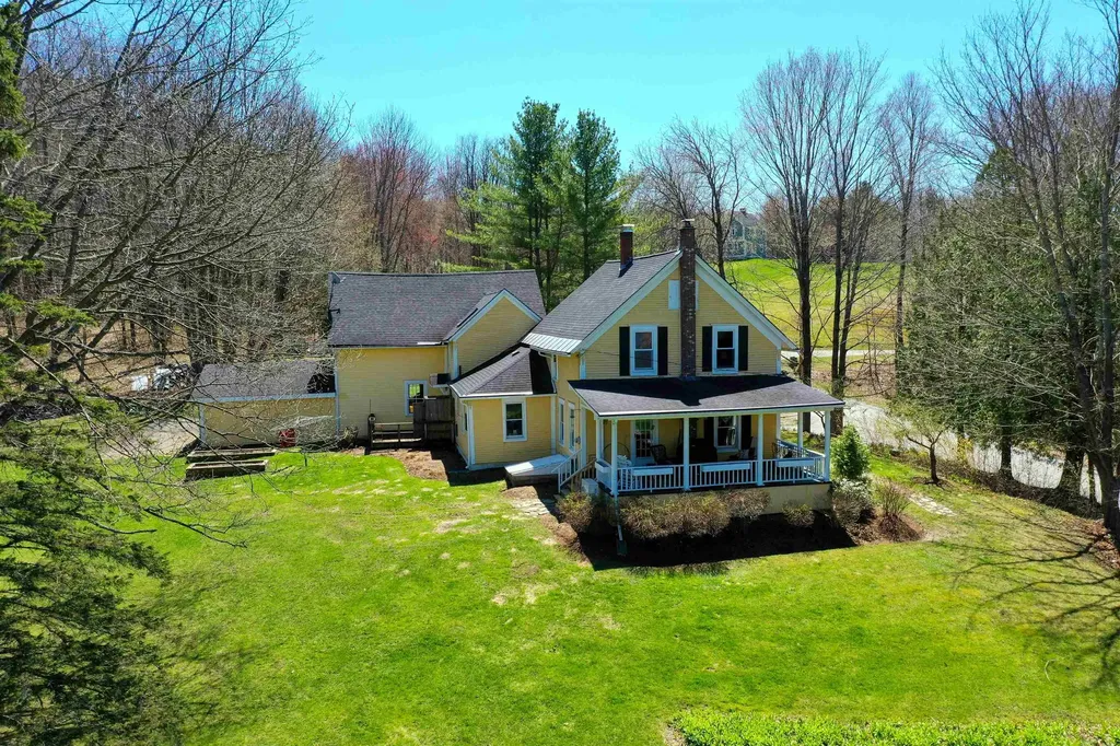 353 Mount Vernon Street Newport City VT 05855