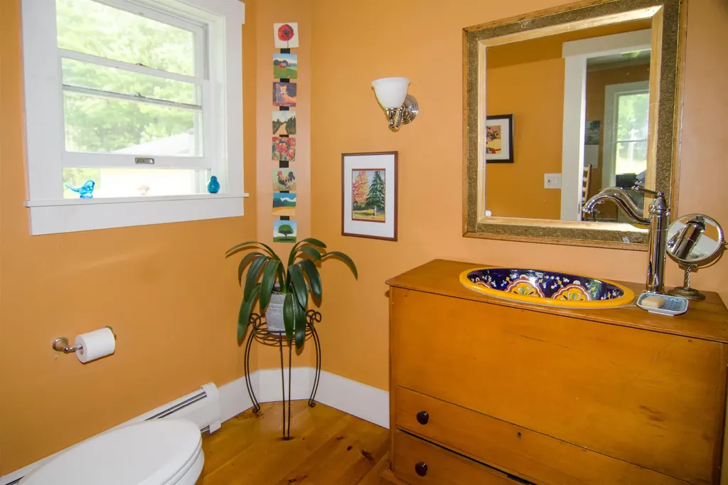 353 Mount Vernon Street Newport City VT 05855