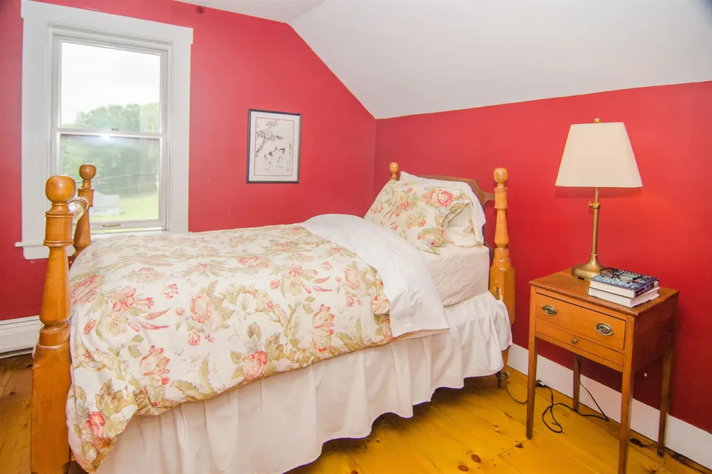 353 Mount Vernon Street Newport City VT 05855
