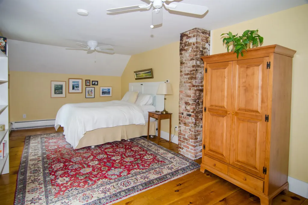 353 Mount Vernon Street Newport City VT 05855