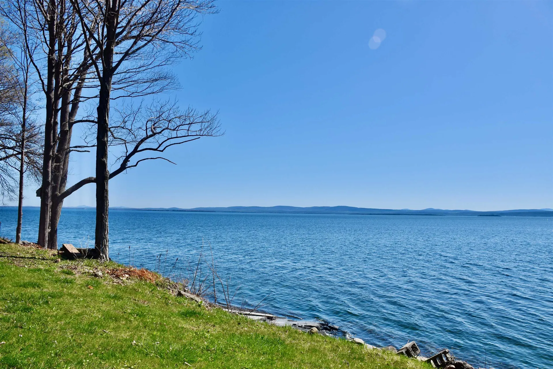 122 Eastview Lane North Hero VT 05474
