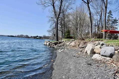 122 Eastview Lane North Hero VT 05474