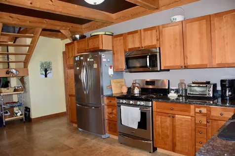 122 Eastview Lane North Hero VT 05474