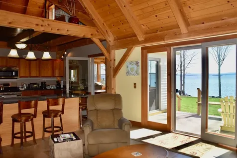 122 Eastview Lane North Hero VT 05474