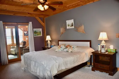 122 Eastview Lane North Hero VT 05474