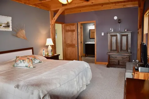 122 Eastview Lane North Hero VT 05474