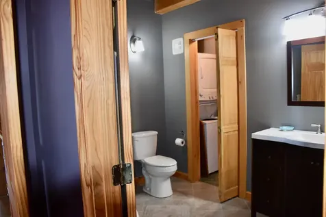 122 Eastview Lane North Hero VT 05474