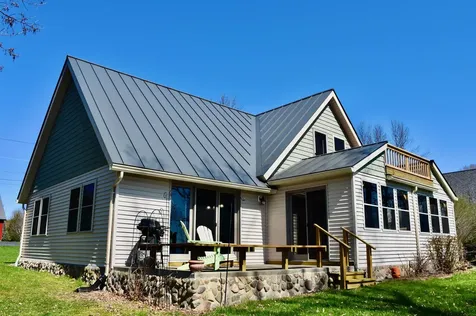 122 Eastview Lane North Hero VT 05474