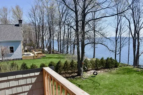 122 Eastview Lane North Hero VT 05474