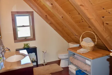 122 Eastview Lane North Hero VT 05474