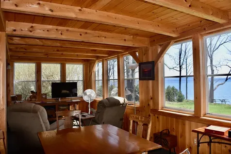 122 Eastview Lane North Hero VT 05474