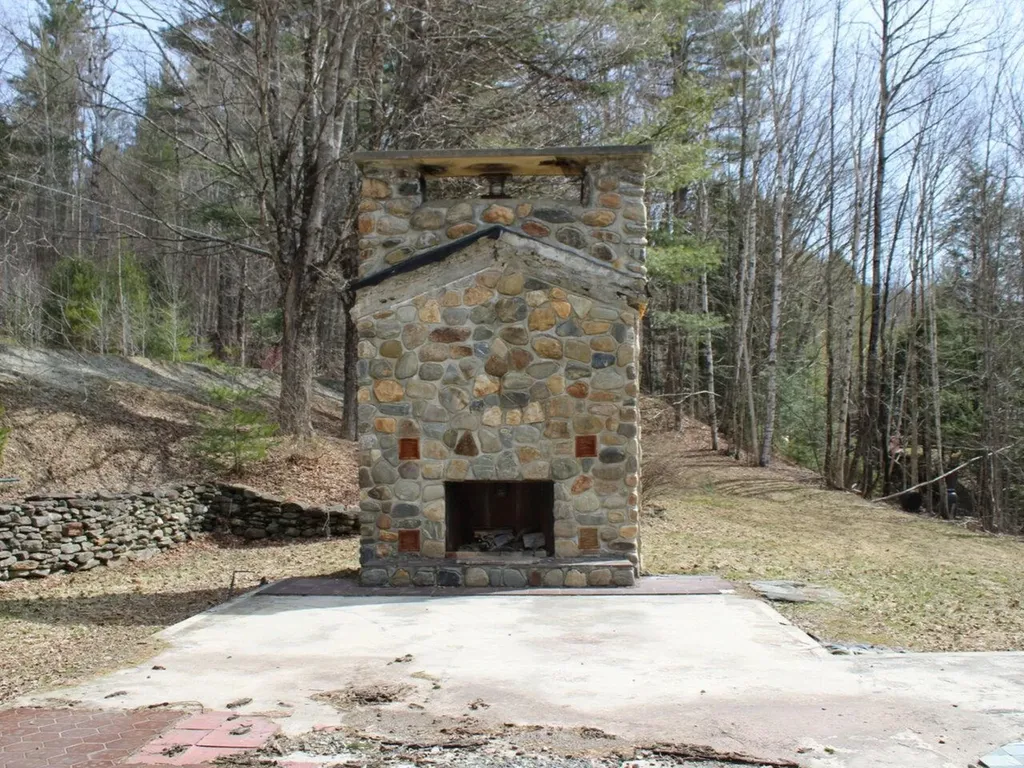 1953 Dowsville Road Duxbury VT 05660