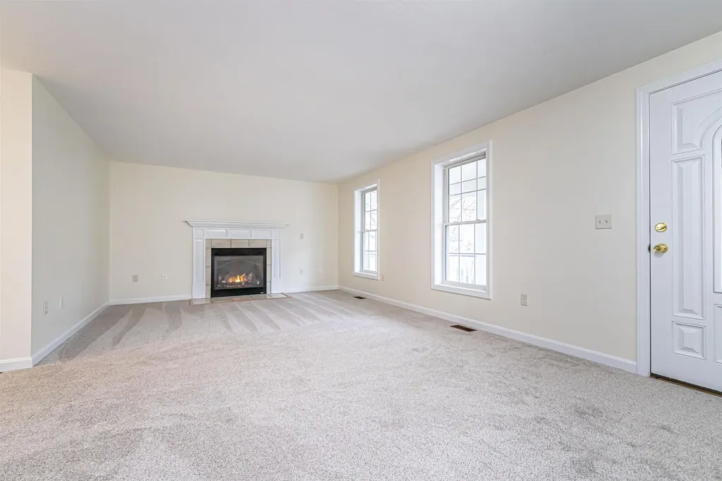 291 Whittington Street Manchester NH 03104