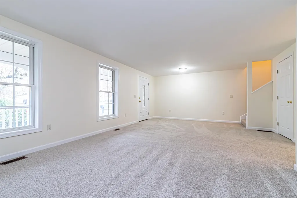 291 Whittington Street Manchester NH 03104