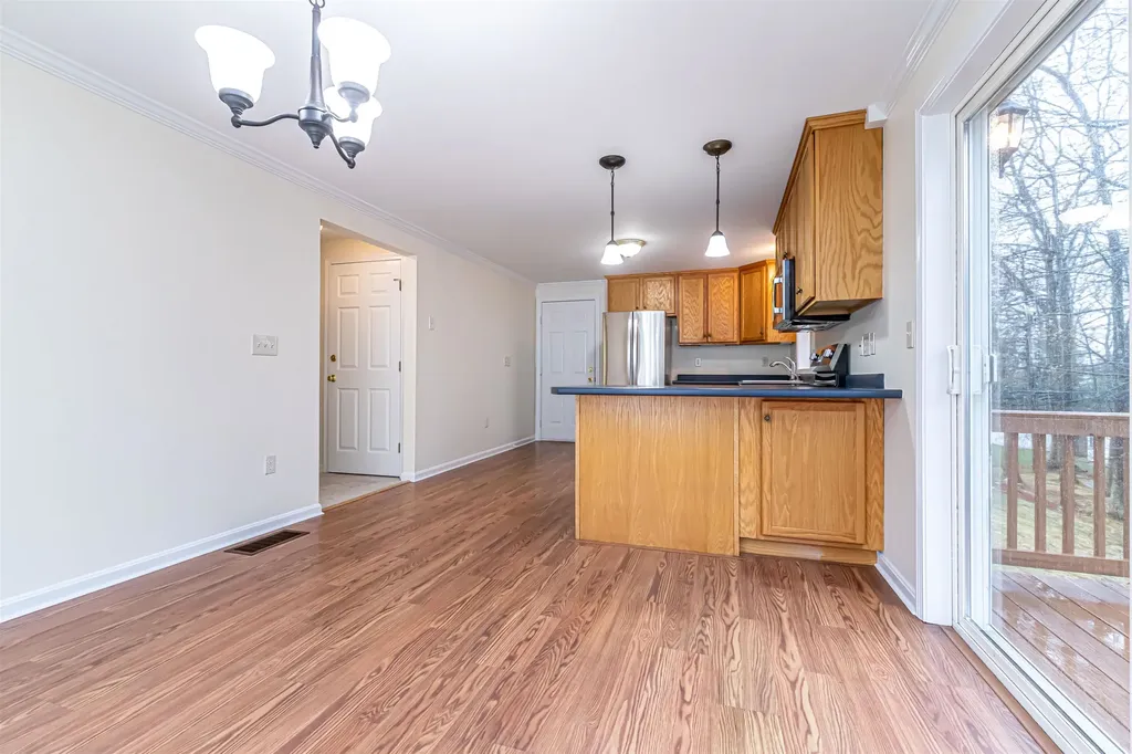 291 Whittington Street Manchester NH 03104