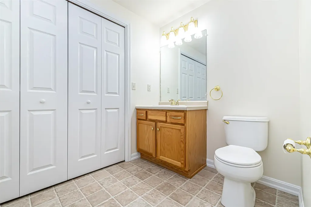 291 Whittington Street Manchester NH 03104