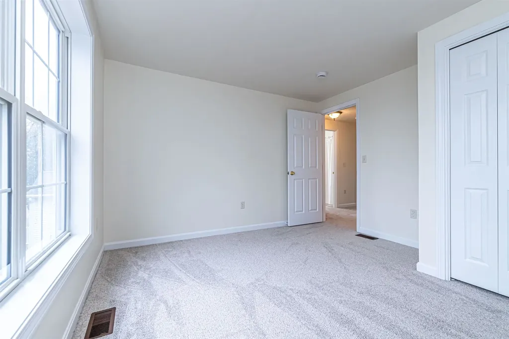 291 Whittington Street Manchester NH 03104