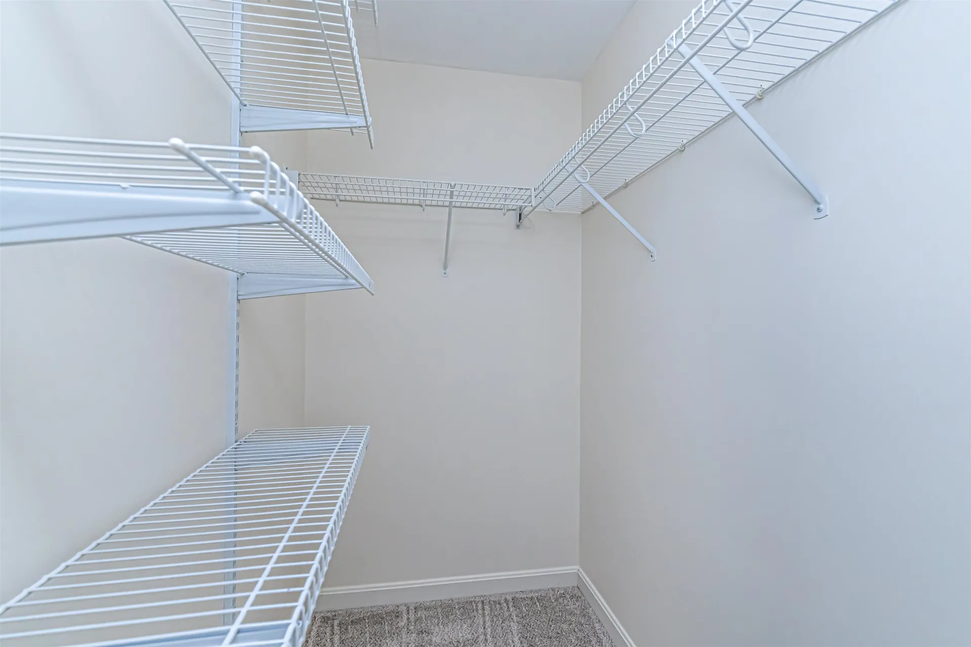 291 Whittington Street Manchester NH 03104