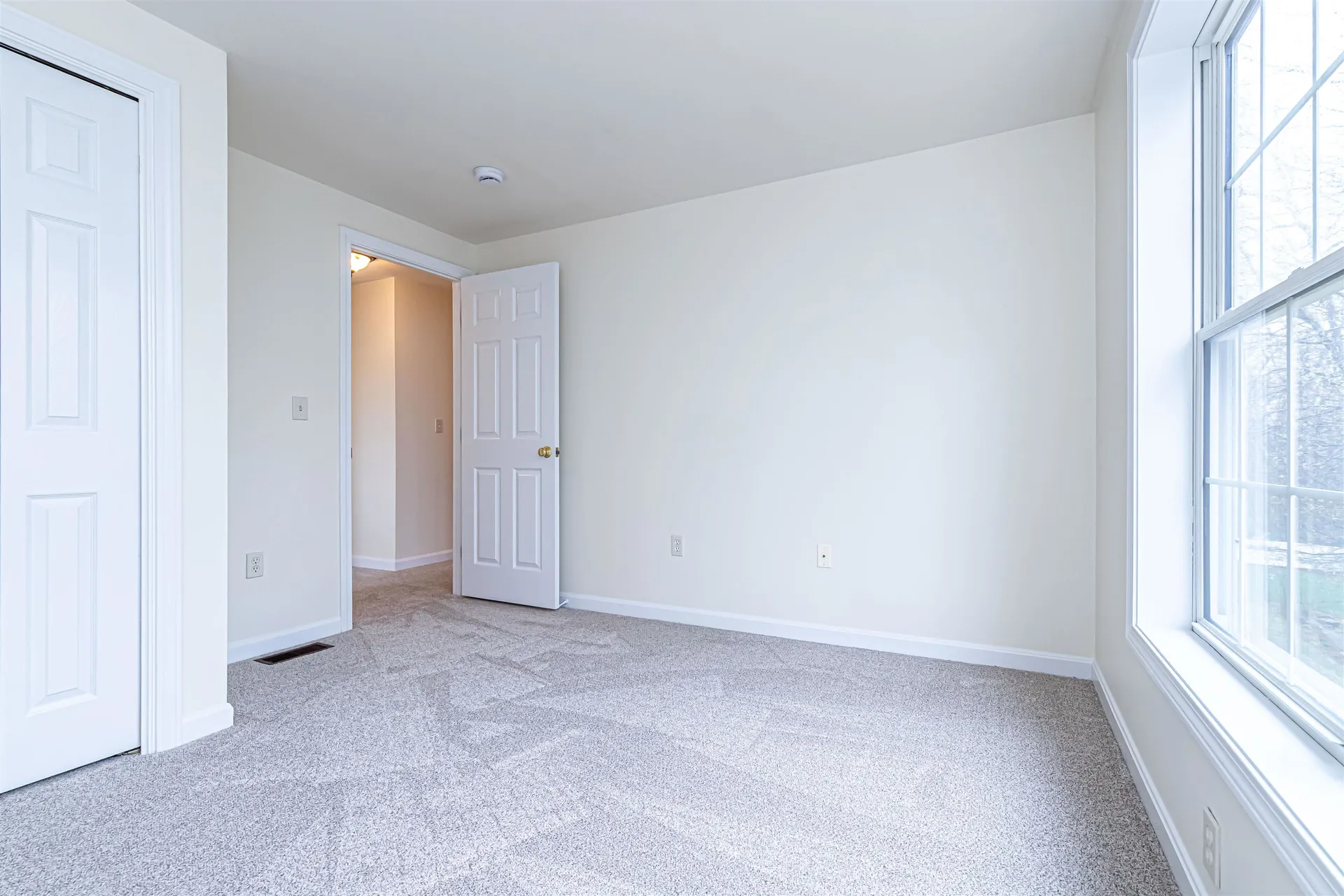 291 Whittington Street Manchester NH 03104