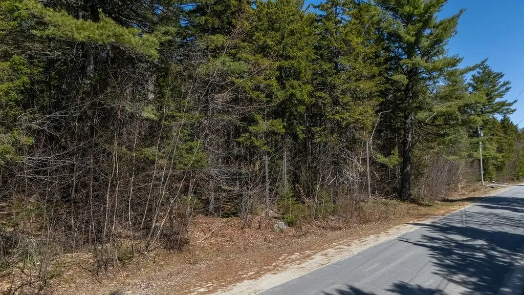 Lot 6 Sargent Road New London NH 03257