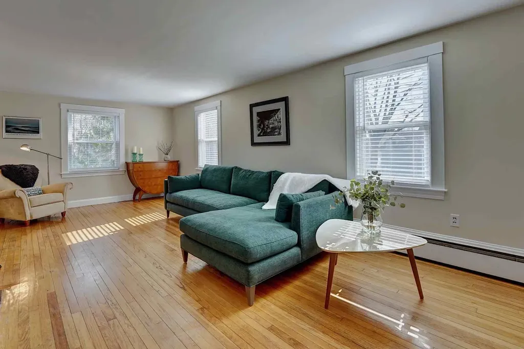 105 Wallis Road Rye NH 03870