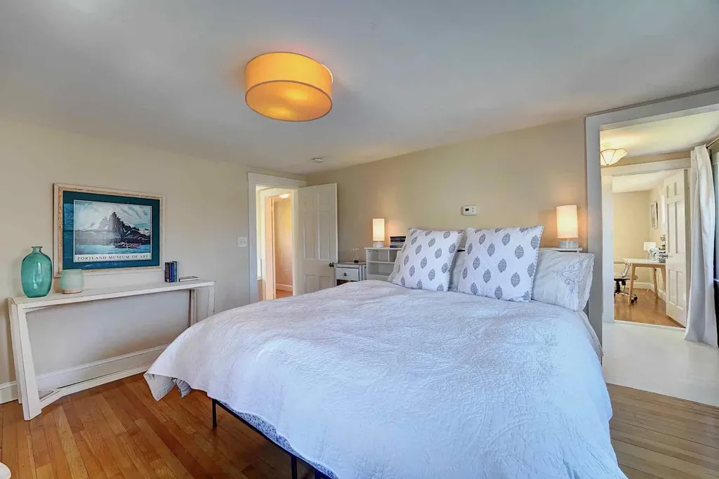 105 Wallis Road Rye NH 03870