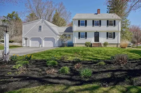 105 Wallis Road Rye NH 03870