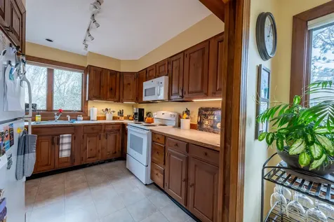 355 Lyman Batcheller Road Hartford VT 05059