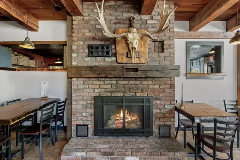 5351 Main Street Waitsfield VT 05673