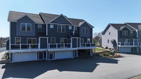 94 Stillwater Circle Somersworth NH 03878