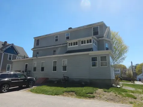 15 Hall Avenue Nashua NH 03064
