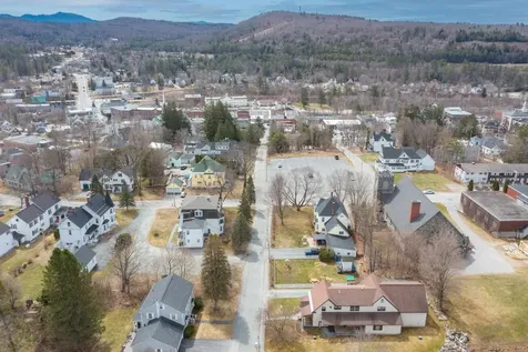 23 Park Avenue Littleton NH 03561