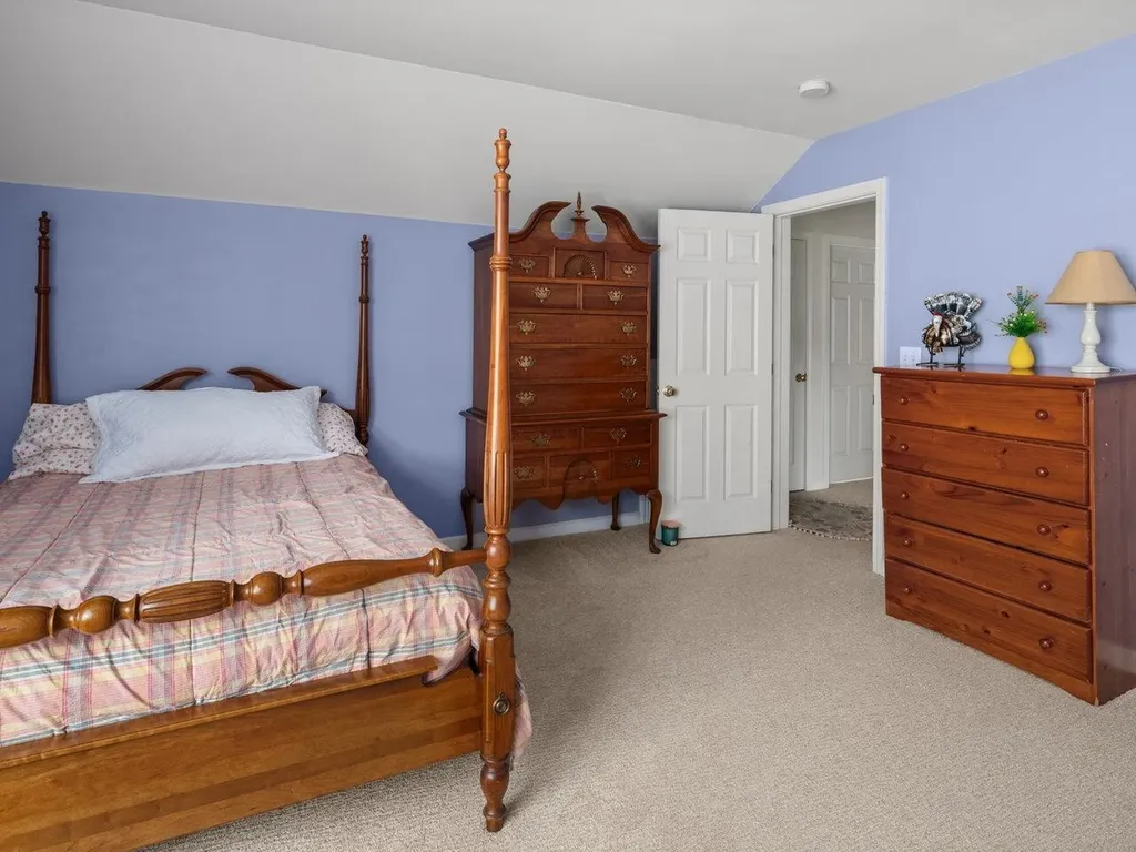 65 Floral Drive South Burlington VT 05403