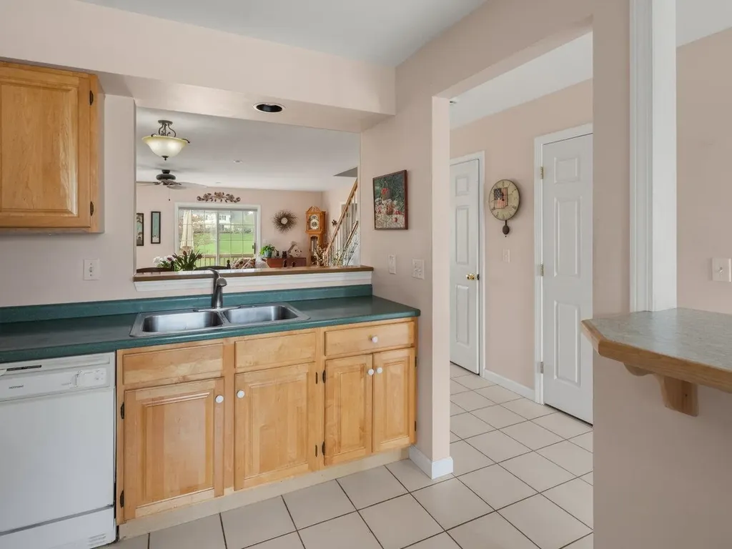 65 Floral Drive South Burlington VT 05403