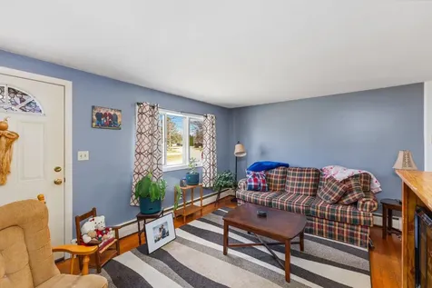 35 Hinsdale Heights Hinsdale NH 03451